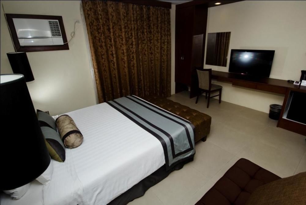 Mango Suites Tuguegarao Extérieur photo